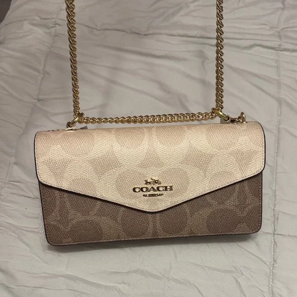 NEW COACH ENVELOPE CROSSBODY PURSE (color:Sand/tan) - Picture 11 of 11
